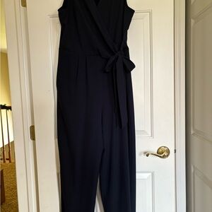 Chic Navy Sleeveless Jumpsuit